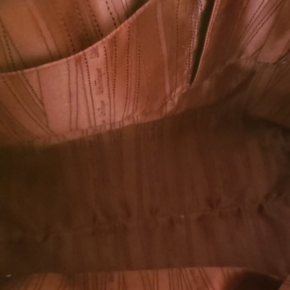 Beautiful!! Salvatore Ferragamo/ Burgundy Patent Leather "Gina" Tote Handbag - Picture 7 of 16